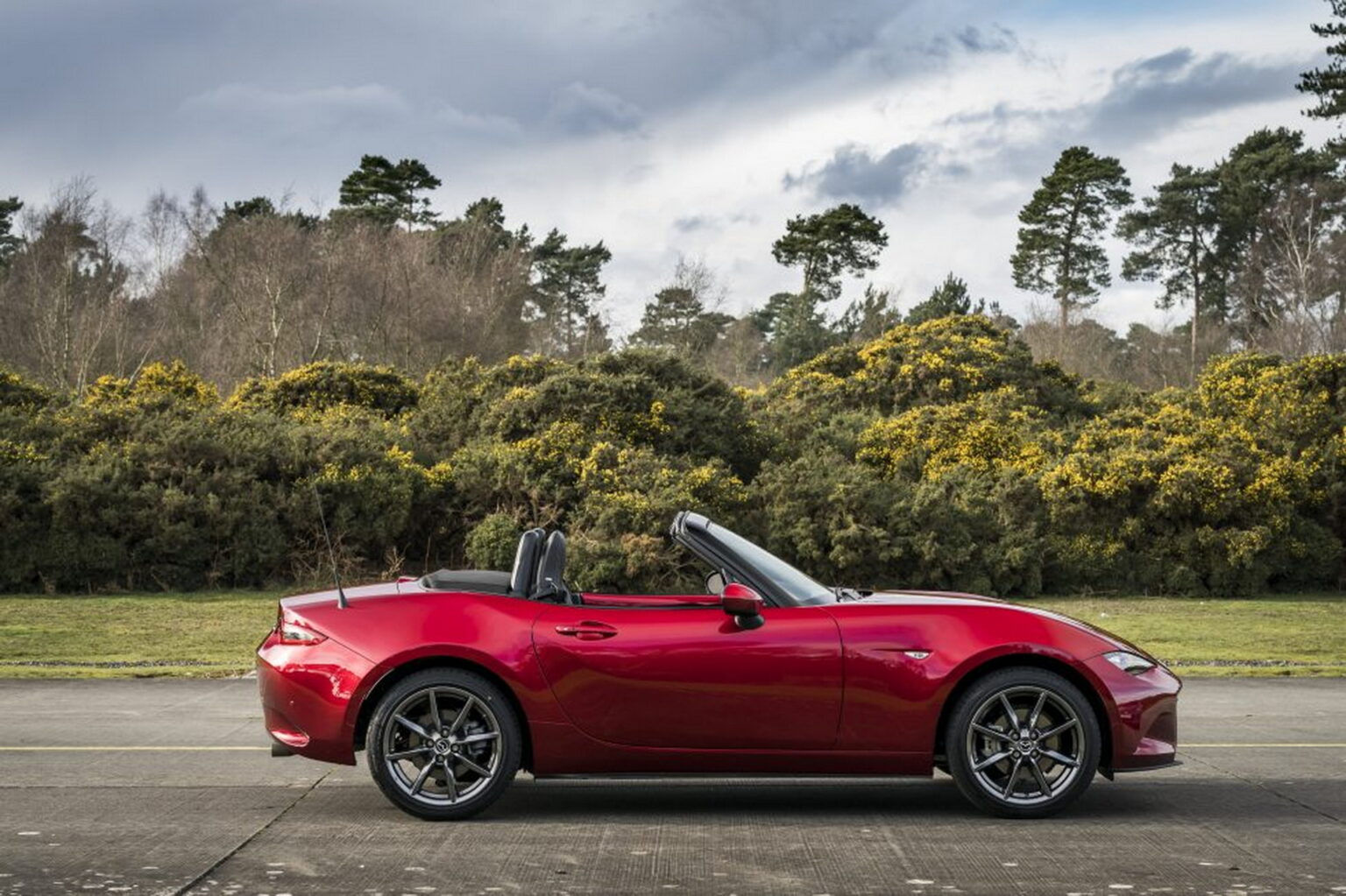 2023 Mazda MX-5 Unveiled In The UK With New Names And A Fresh Sand ...