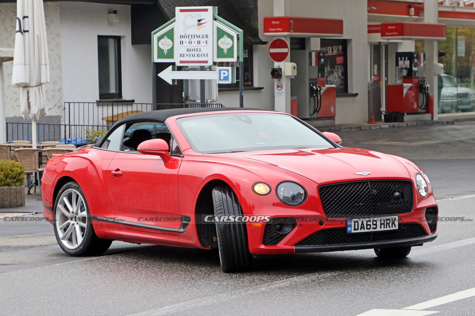 Bentley’s Plug-In Hybrid Continental GT Caught Testing In Convertible ...