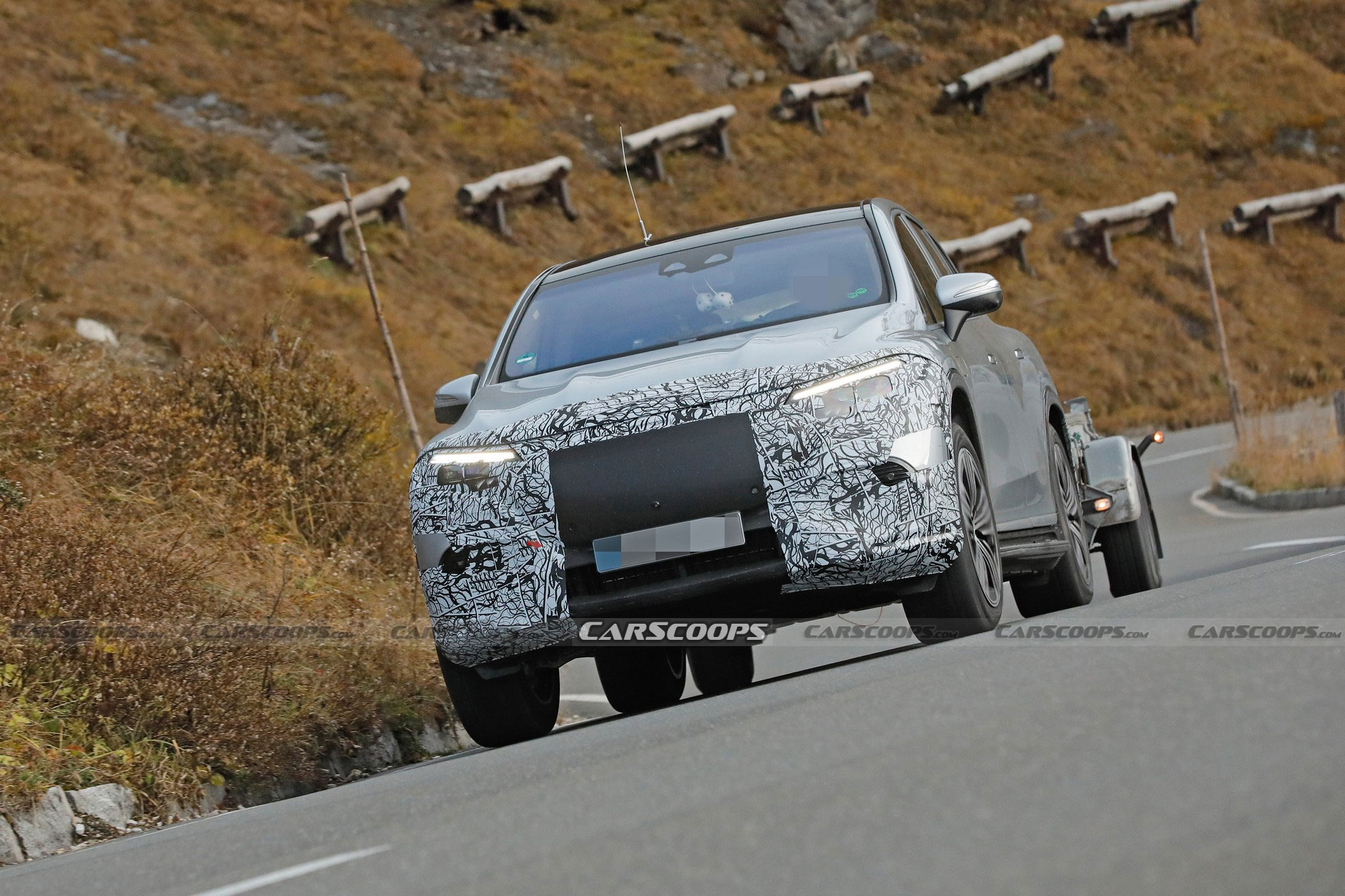 2024 Mercedes-Maybach EQS SUV Spied As An Electric Ultra-Luxury ...