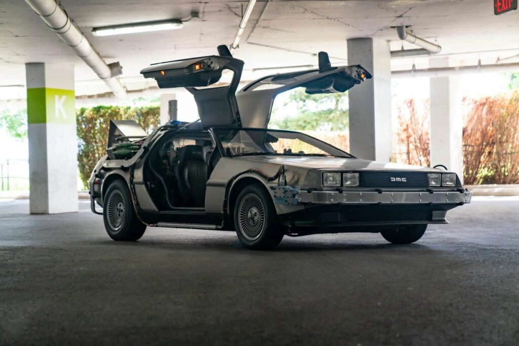 Live Out Your Back-To-The-Future Fantasies With DeLorean DMC-12 Movie ...