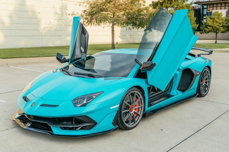 Bright Blue Lamborghini Aventador SVJ Is Just About Perfect | Carscoops