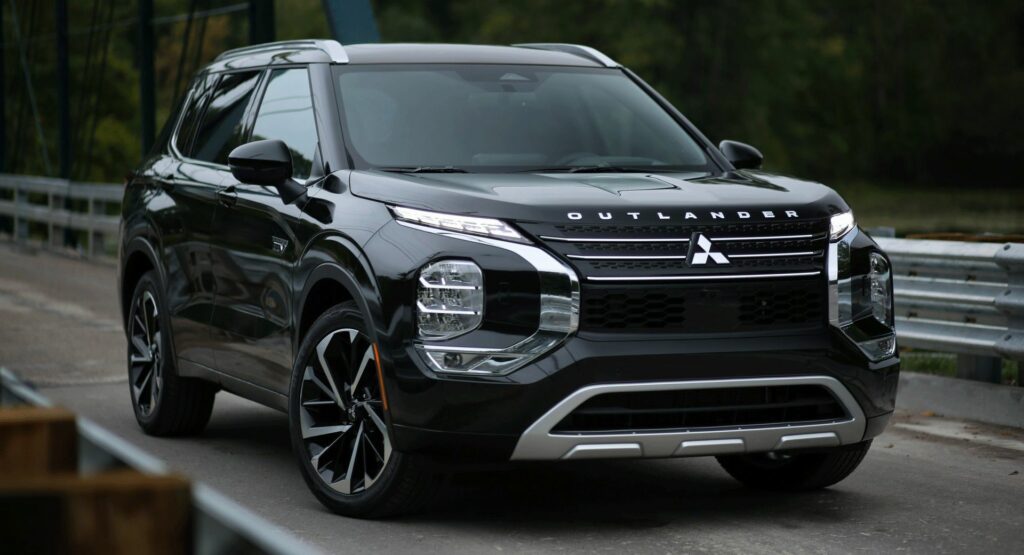  2023 Mitsubishi Outlander PHEV Tops Out At $49,995