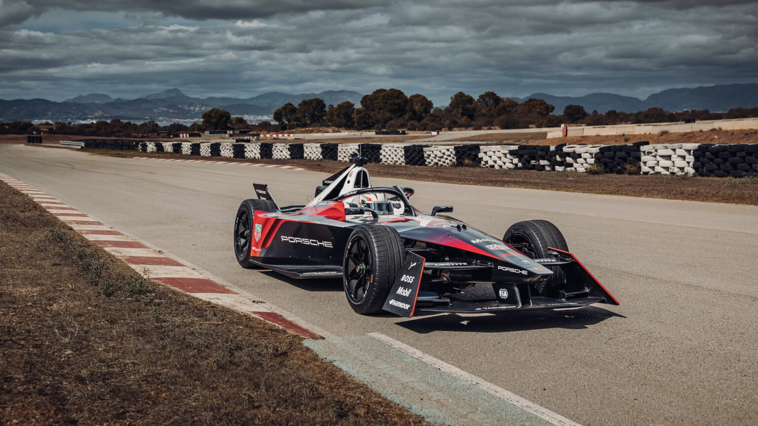 Porsche Unveils Its Gen3 Competitor For The 2023 Formula E Series ...