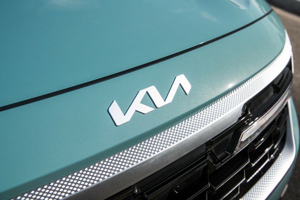     La marque Kia Clavis fait allusion à un autre SUV sous-compact pour le monde