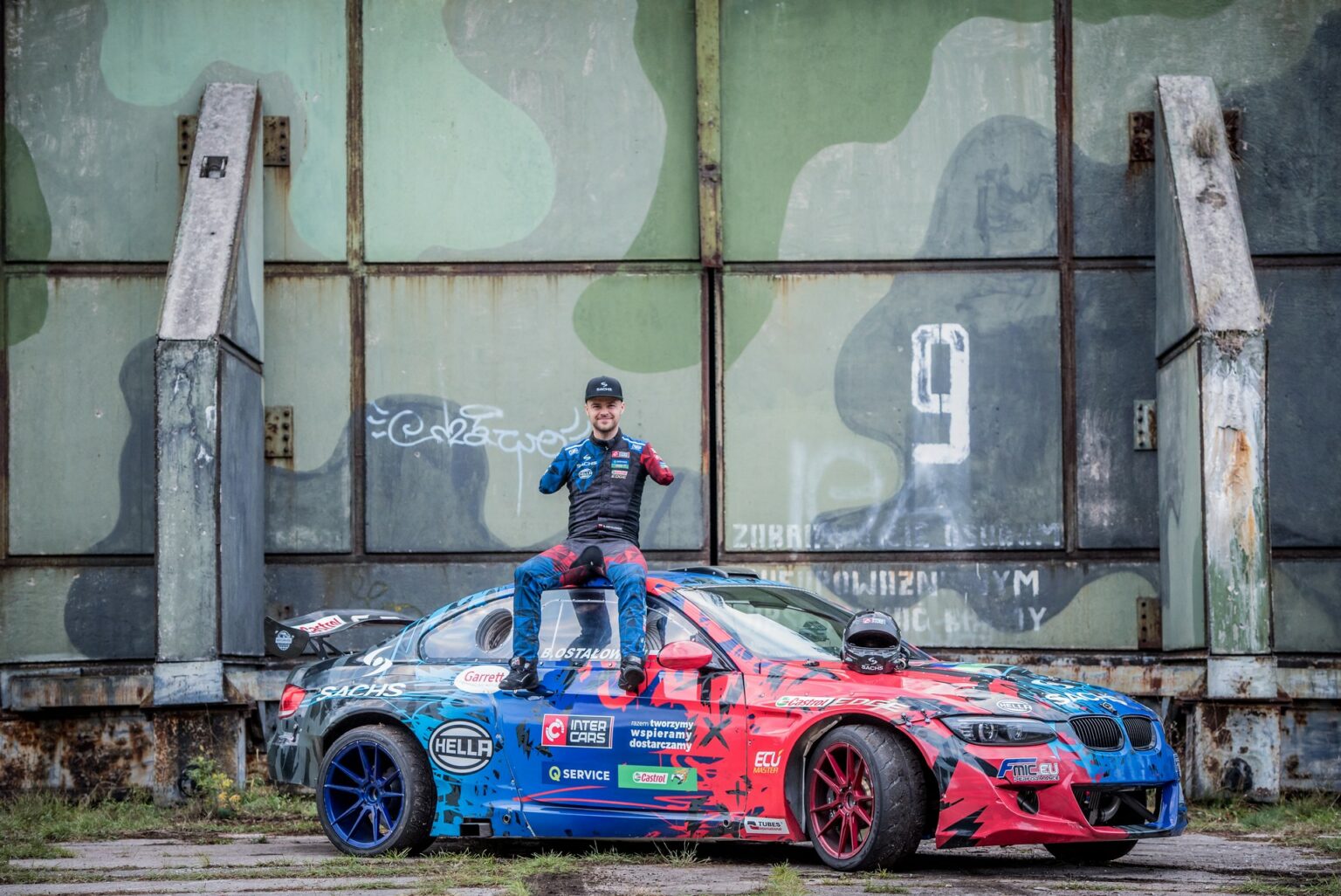 Polish Racer Performs Record Breaking 144 MPH Drift In 1,000 HP BMW ...