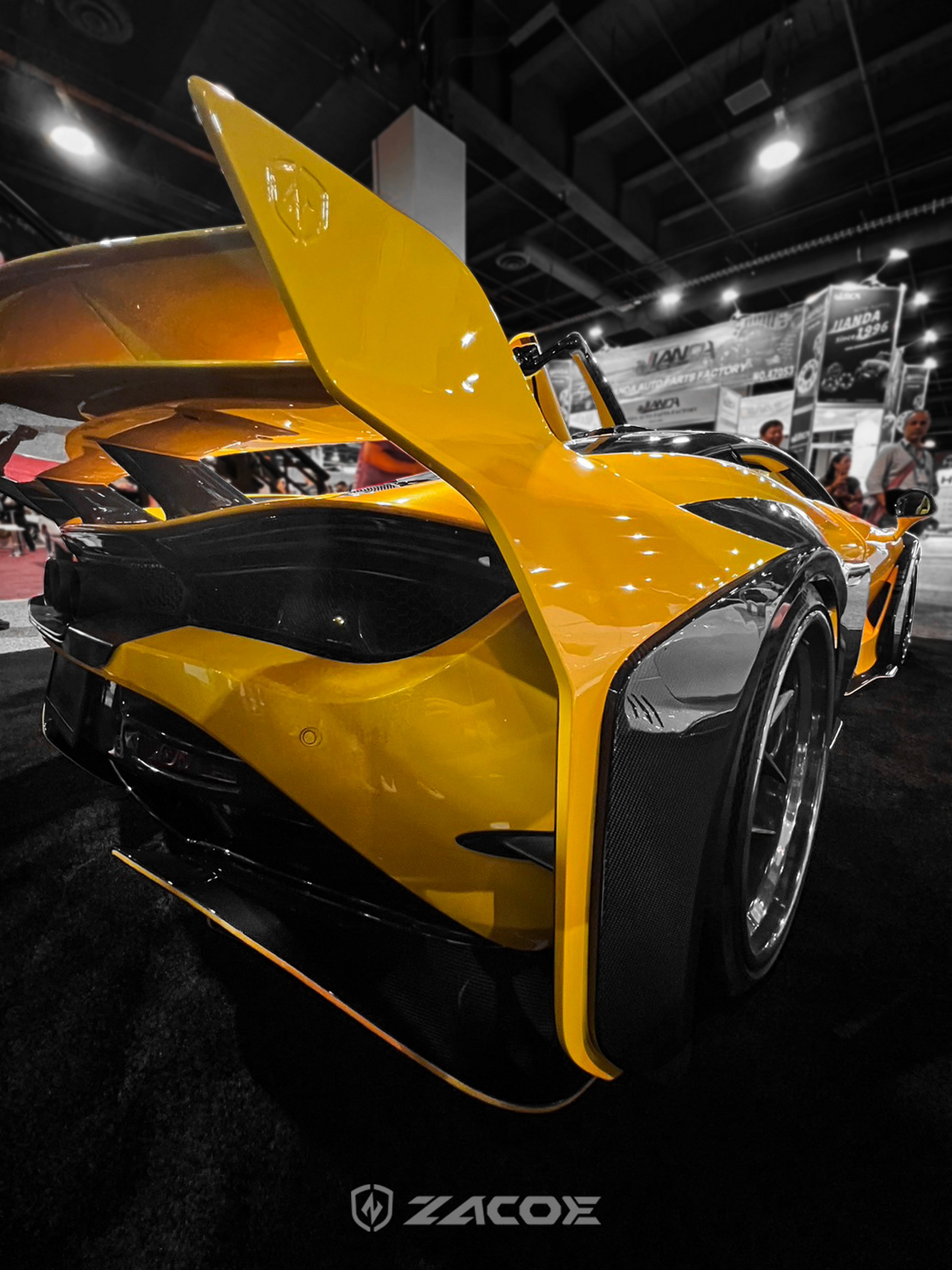 Zacoe’s McLaren 720S Takes SEMA By Storm With Carbon Fiber For Days