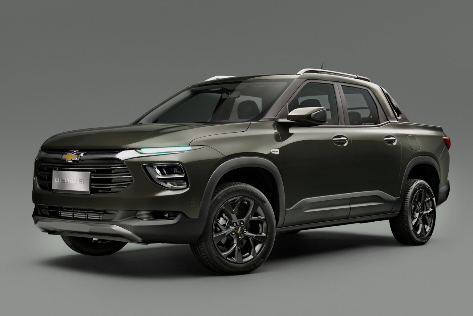 2023 Chevy Montana Small Pickup For South America Debuts With Lots Of ...