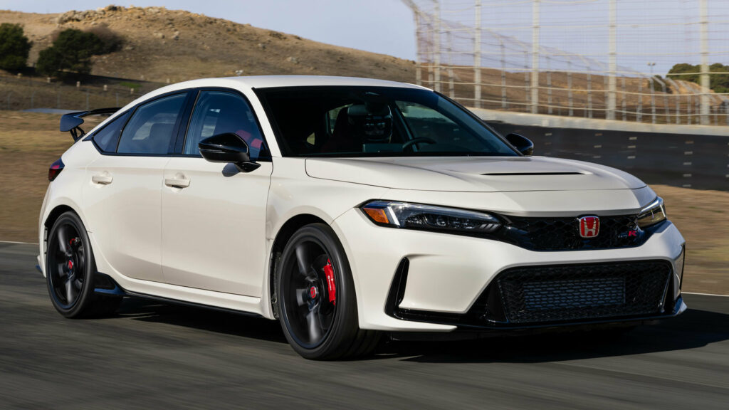  U.S. Marine Reportedly Steals And Crashes New Honda Civic Type R In Japan