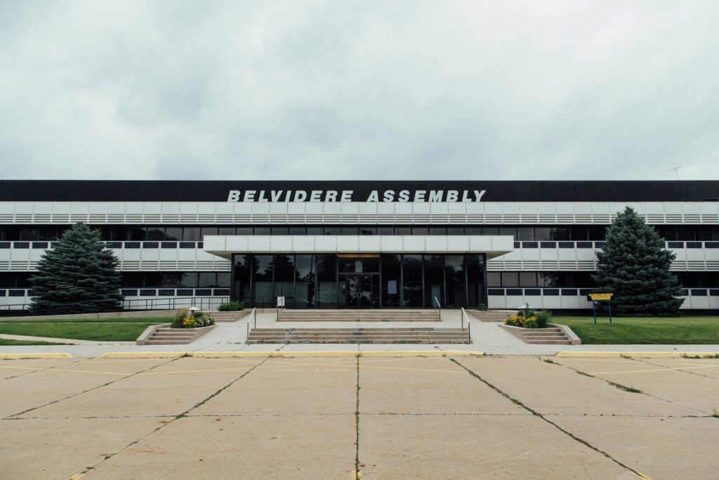  UAW Votes In Favor Of Stellantis Strike, Says It’s Time To “Sh!tcan Carlos”