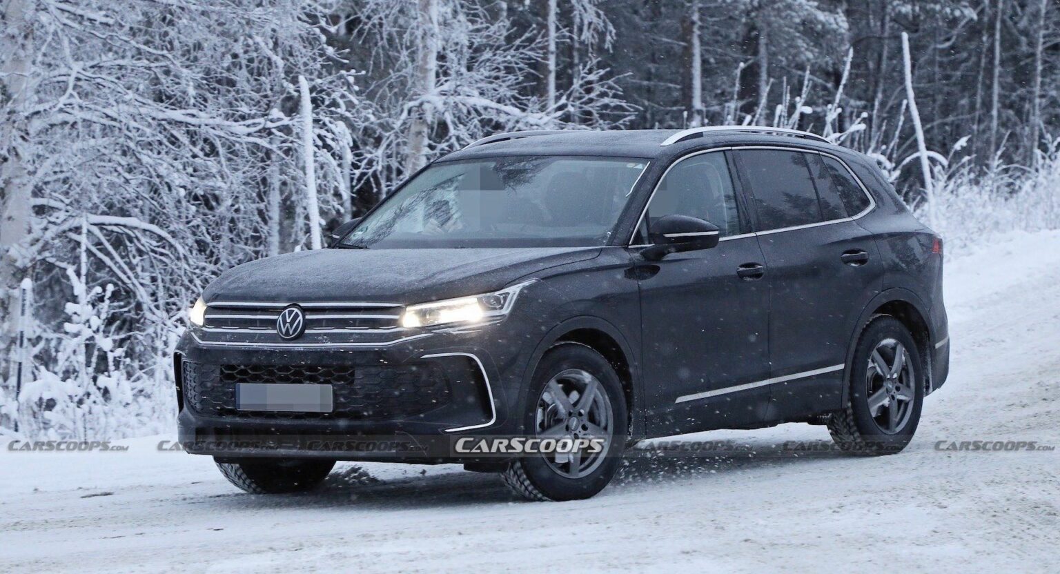 2024 Volkswagen Tiguan Shows Off Its New Curves In Winter Tests Carscoops