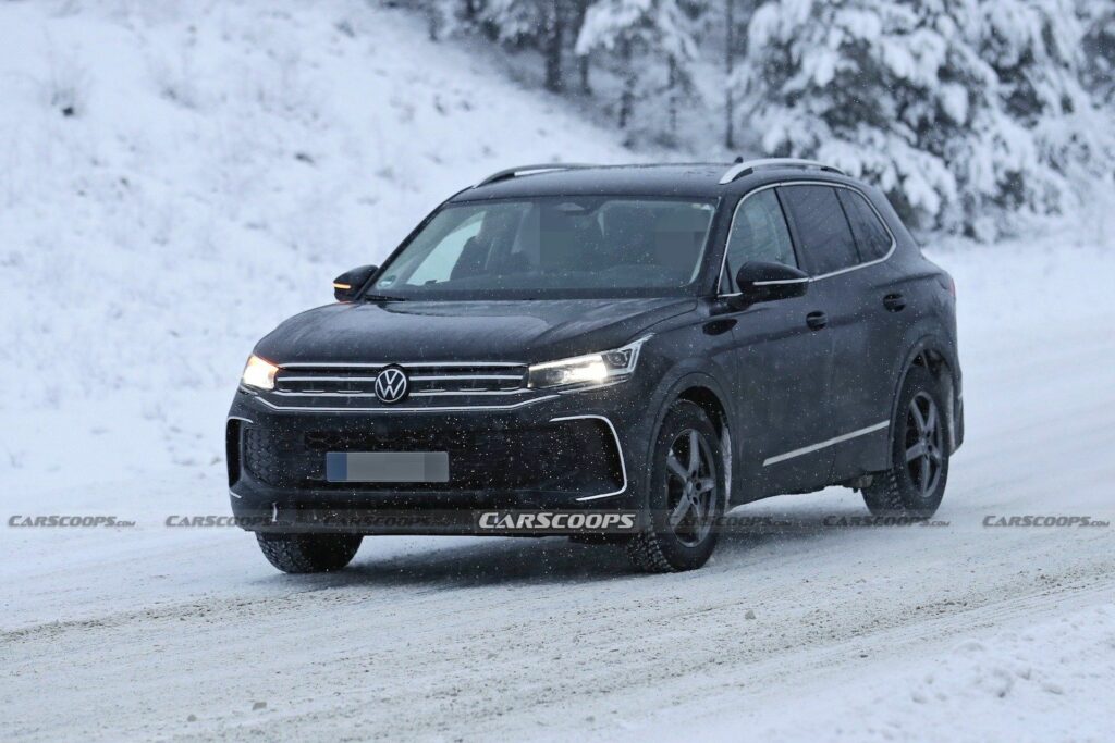 2024 Volkswagen Tiguan Shows Off Its New Curves In Winter Tests Carscoops