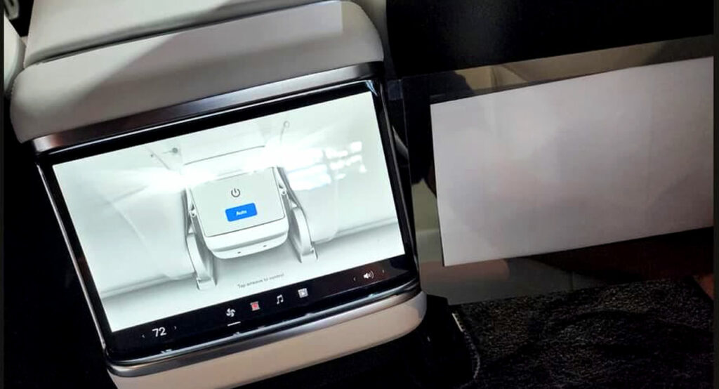  2023 Tesla Model S And X May Get A Larger Rear Infotainment Screen