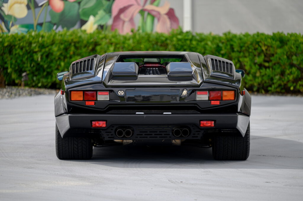  Time Capsule 1990 Lamborghini Countach Has Just 155 Miles Since New