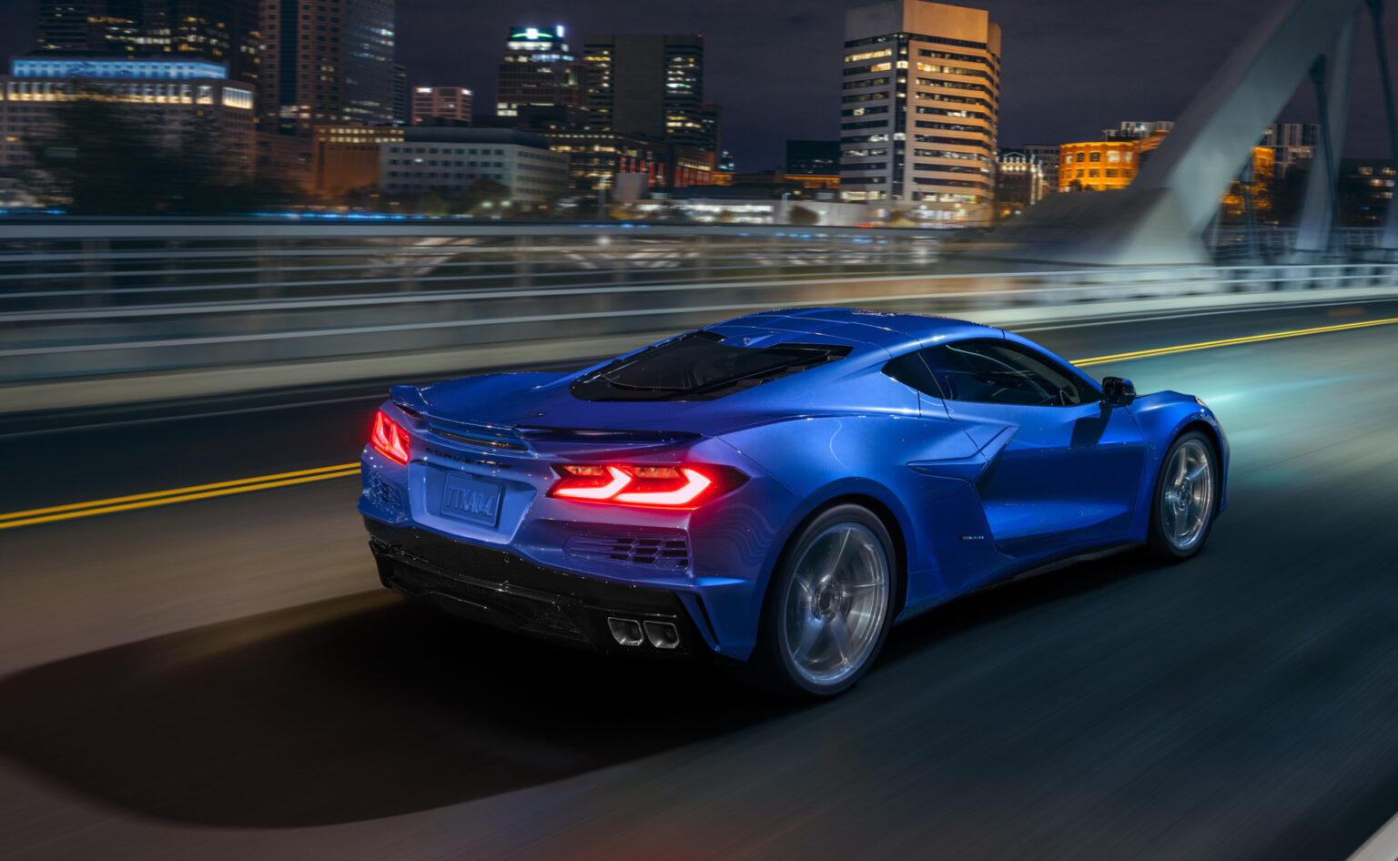 2024 Corvette E-Ray AWD Hybrid Is The Quickest ‘Vette Ever, Hits 60 In ...