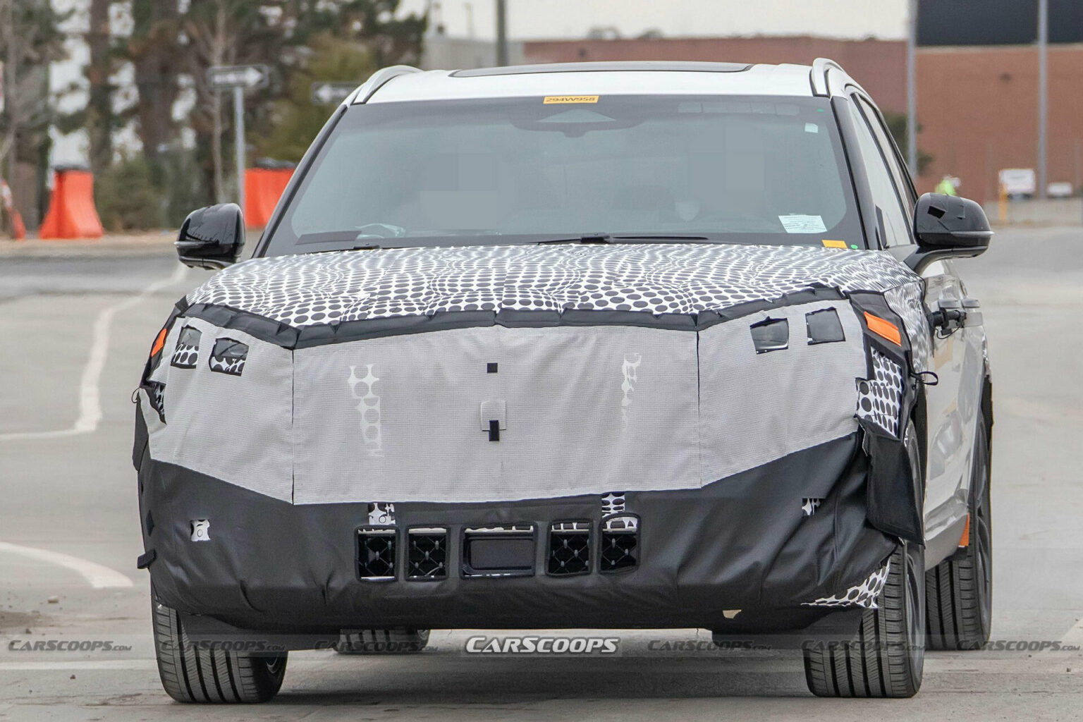 Lincoln’s First EV Could Debut In 2025 As A Three-Row Crossover | Carscoops