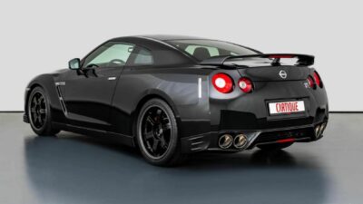 Sebastian Vettel Is Selling His Pristine Nissan GT-R Black Edition ...