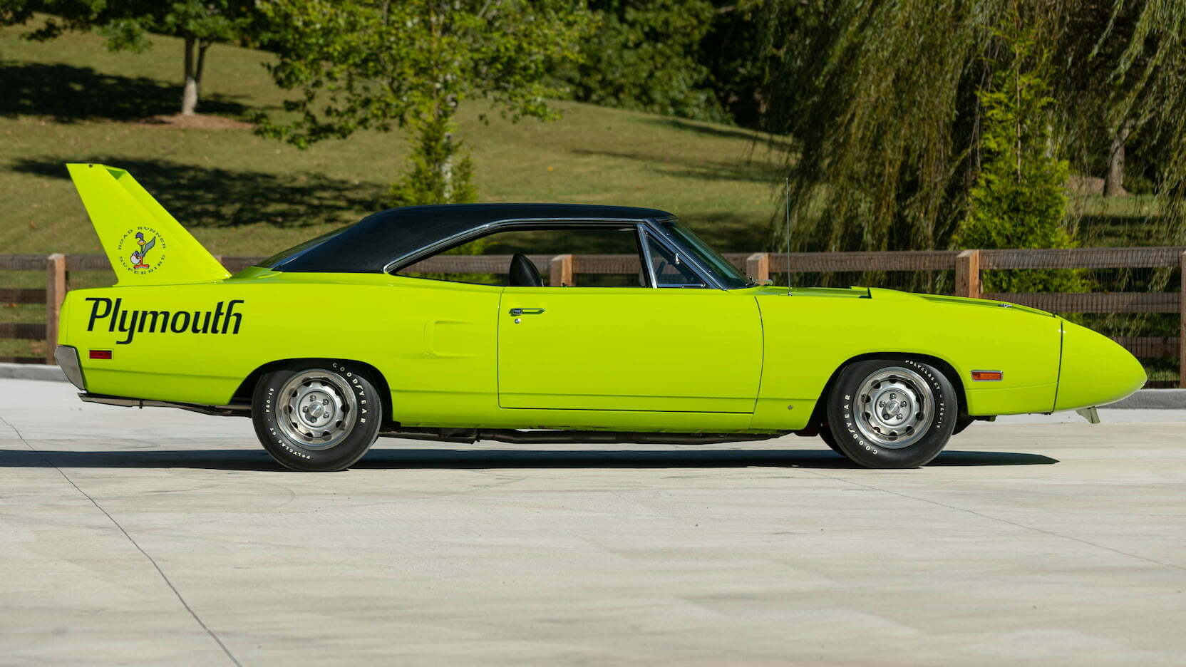 This 1970 Plymouth Hemi Superbird May Sell For $1.2 Million | Carscoops