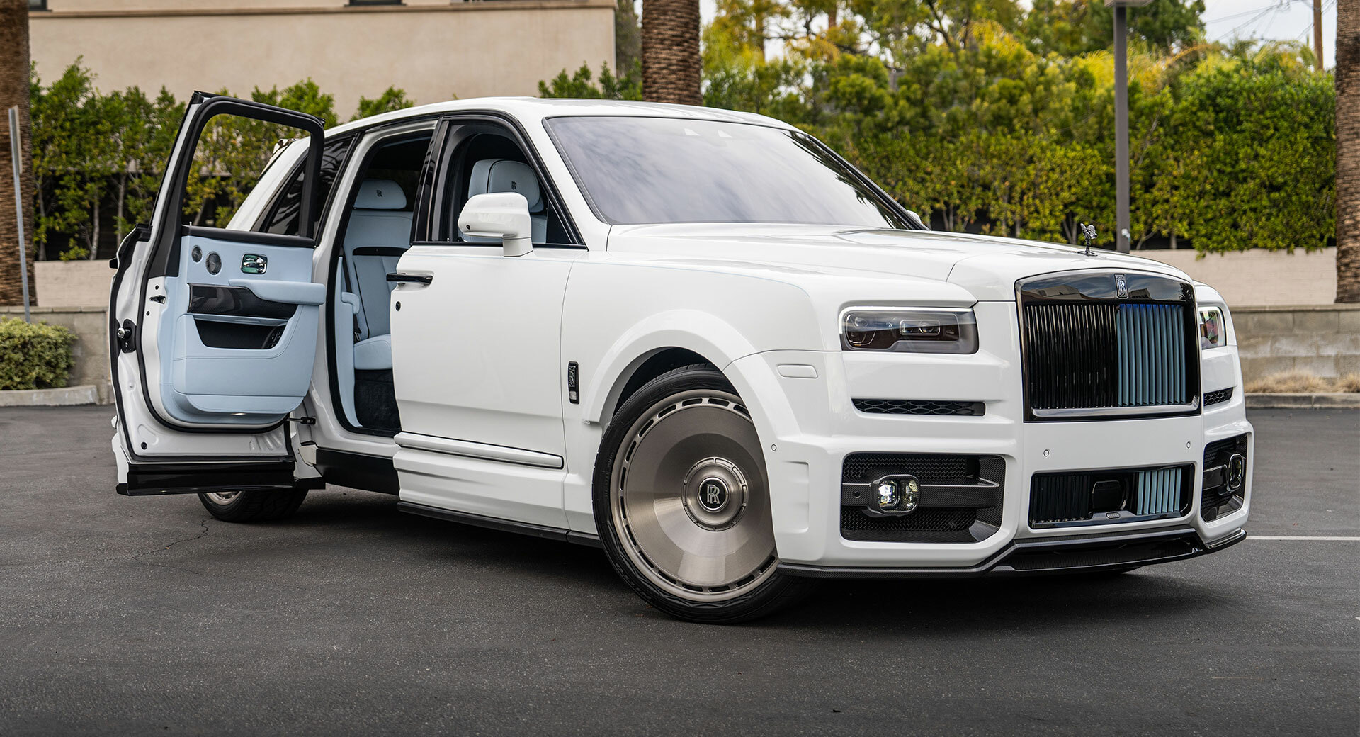 2023 Rolls-Royce Cullinan Prices, Reviews, and Pictures