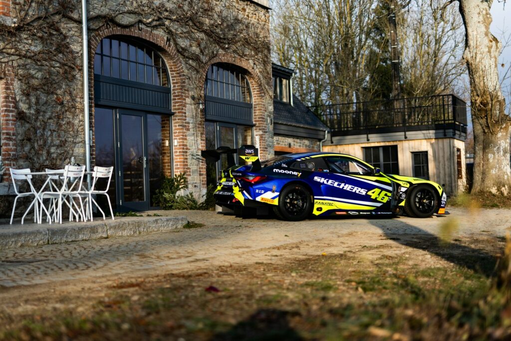 Valentino Rossi To Race Bmw M Gt In Europe And Bathurst Carscoops