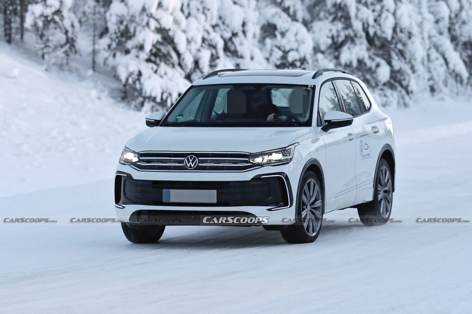 Bigger, Rounder 2024 Volkswagen Tiguan Looks Like A Shrunken Touareg ...