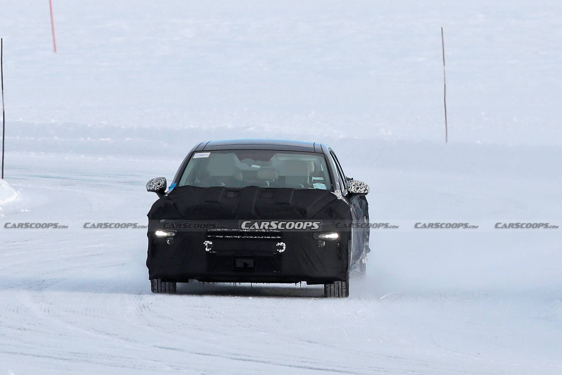 2024 Hyundai Sonata Puts Back Its Camo Suit After Flashing Itself In   2024 Hyundai Sonata Facelift Spy Shots 3 