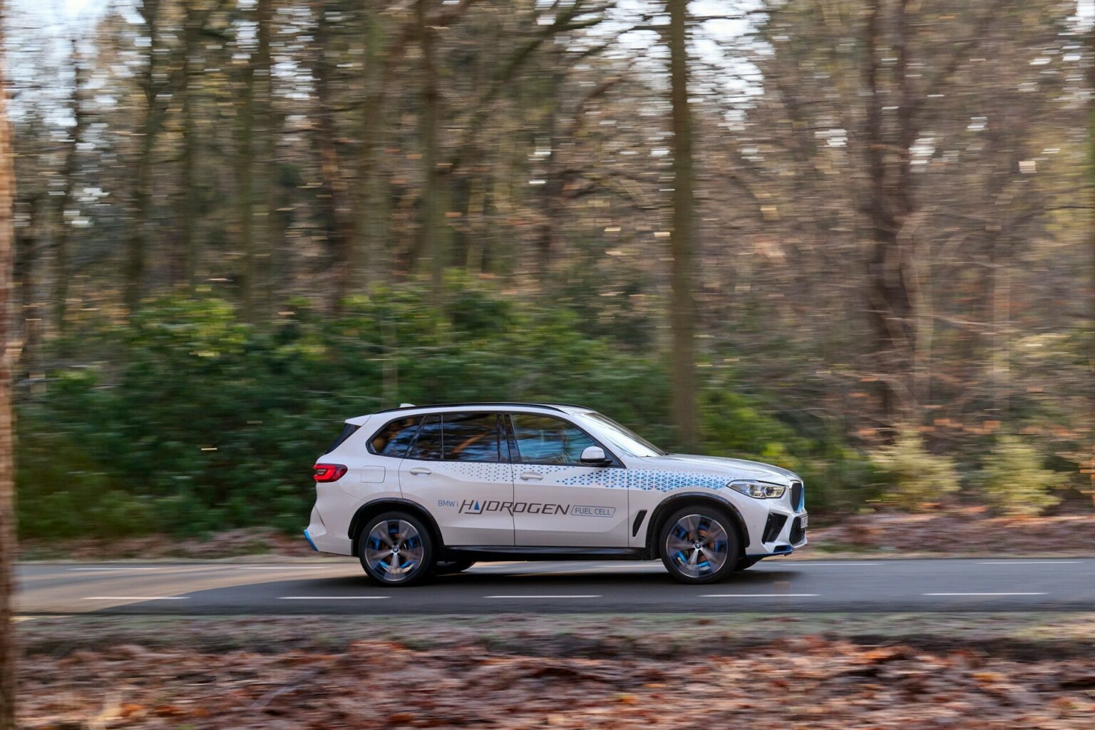 BMW hydrogen car