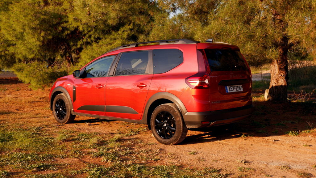  We’re Driving The Dacia Jogger LPG, What Would You Like To Know About The Budget-Friendly 7-Seater?