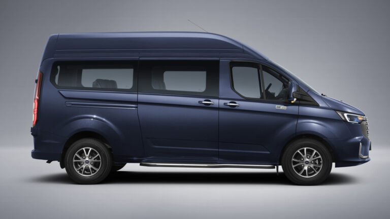 Ford Modernizes The Old Transit Custom In China | Carscoops