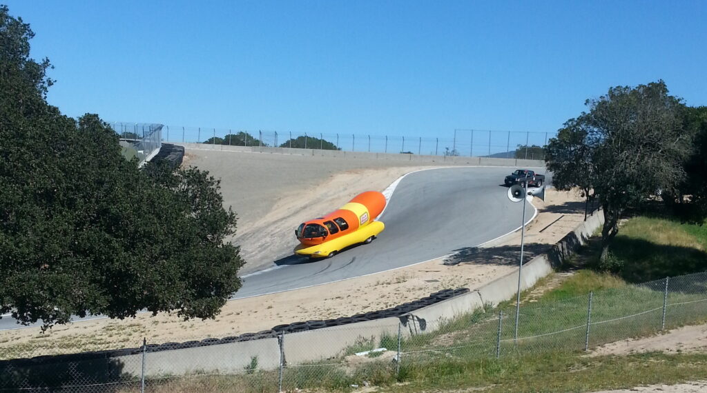  Thieves Take A Bite Out Of Oscar Mayer Wienermobile Stealing Its Catalytic Converter