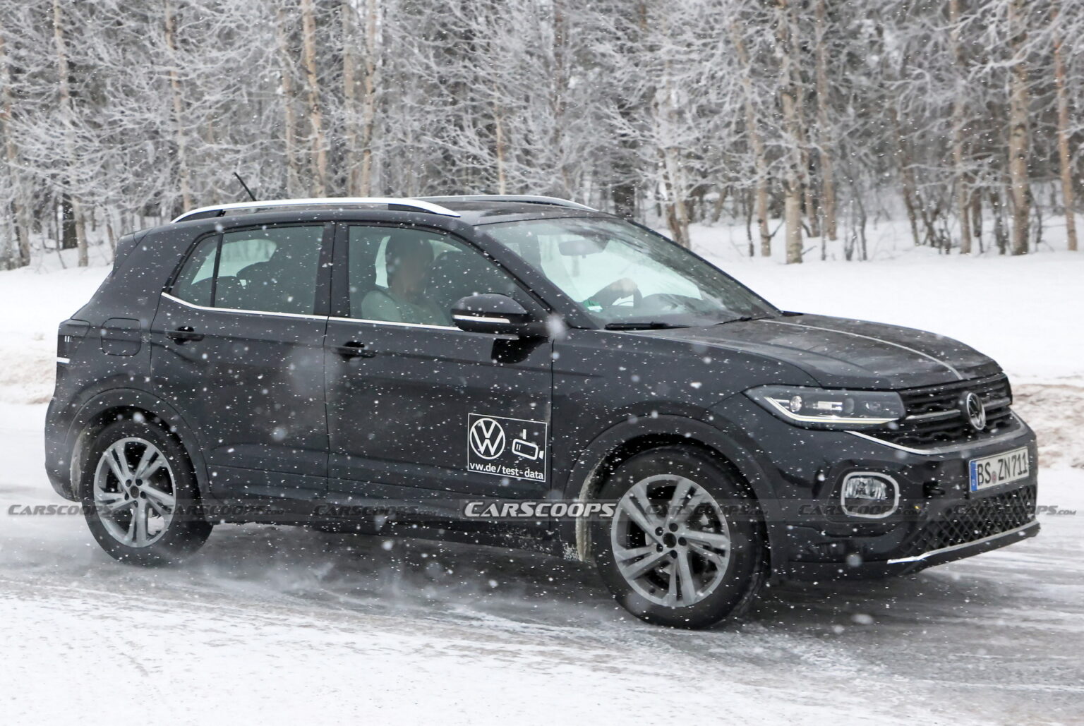 2024 VW T-Cross Facelift Makes Spy Debut With Deceptive Camo | Carscoops