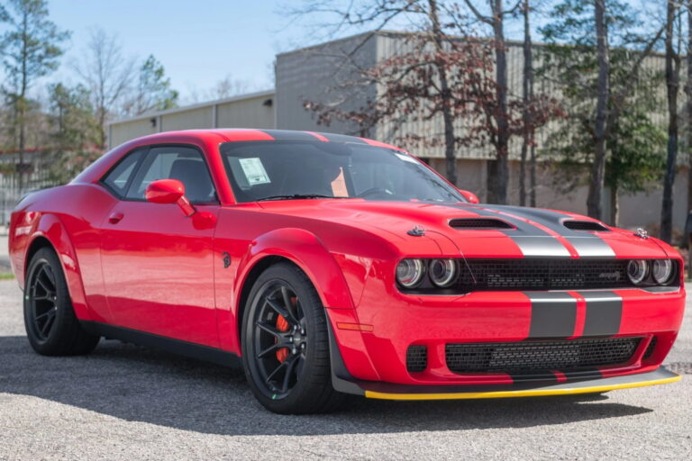 $105,000 Bid Placed On 17-Mile 2022 Dodge Challenger SRT Jailbreak With ...