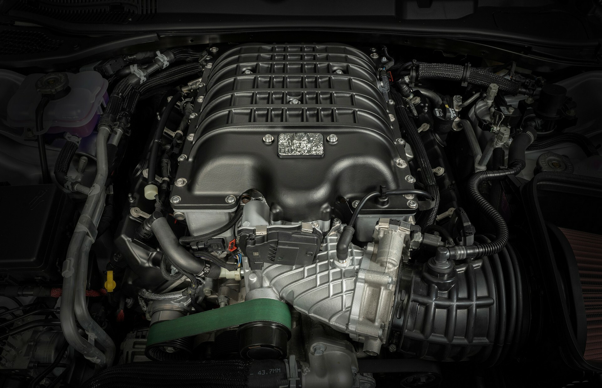 Dodge Introduces 1,025 HP Crate Engine Shared With The Challenger SRT