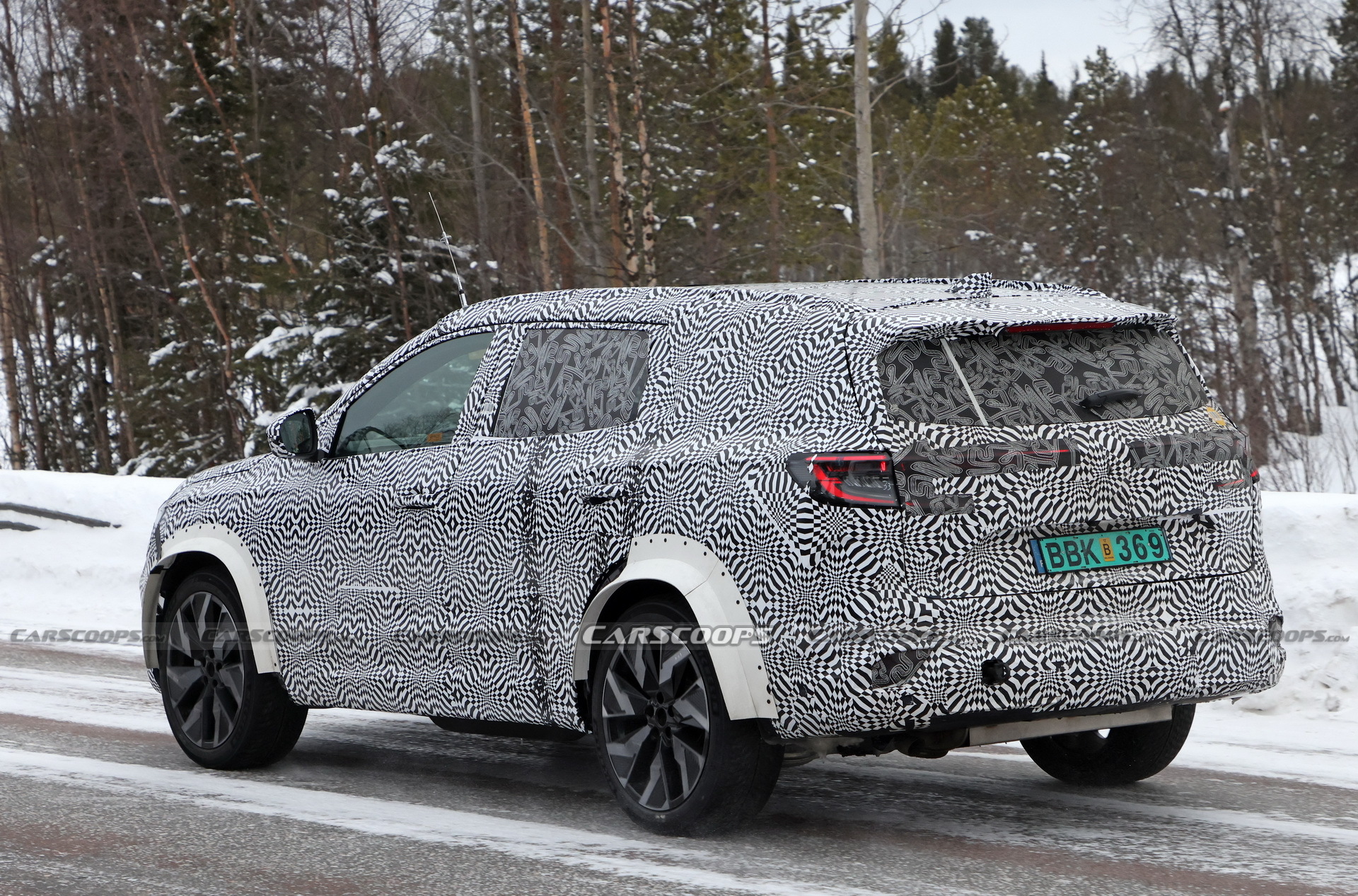 2024 Renault Espace Spied One Final Time Before March 28 Unveiling   2024 Renault Espace 13 