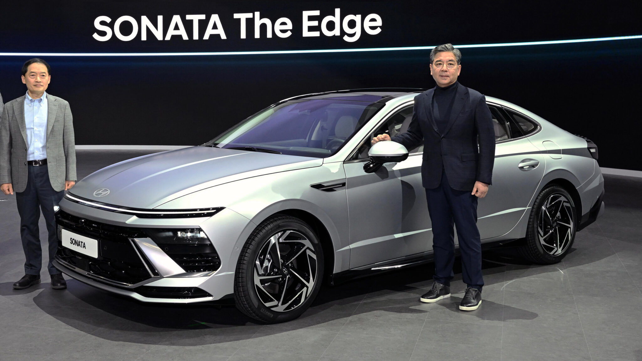 Hyundai Sonata 2024 Foto dan Spesifikasi Baru Dari Debut Resmi Di