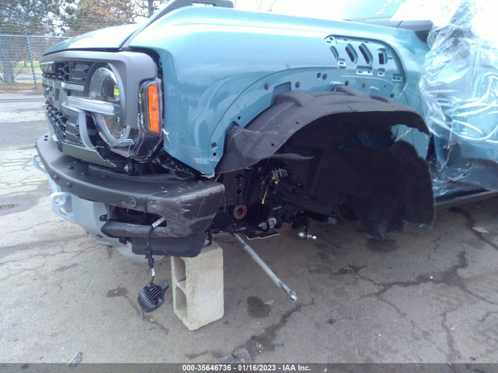 Ford Bronco Raptor Salvage 5 1024x768 - Auto Recent