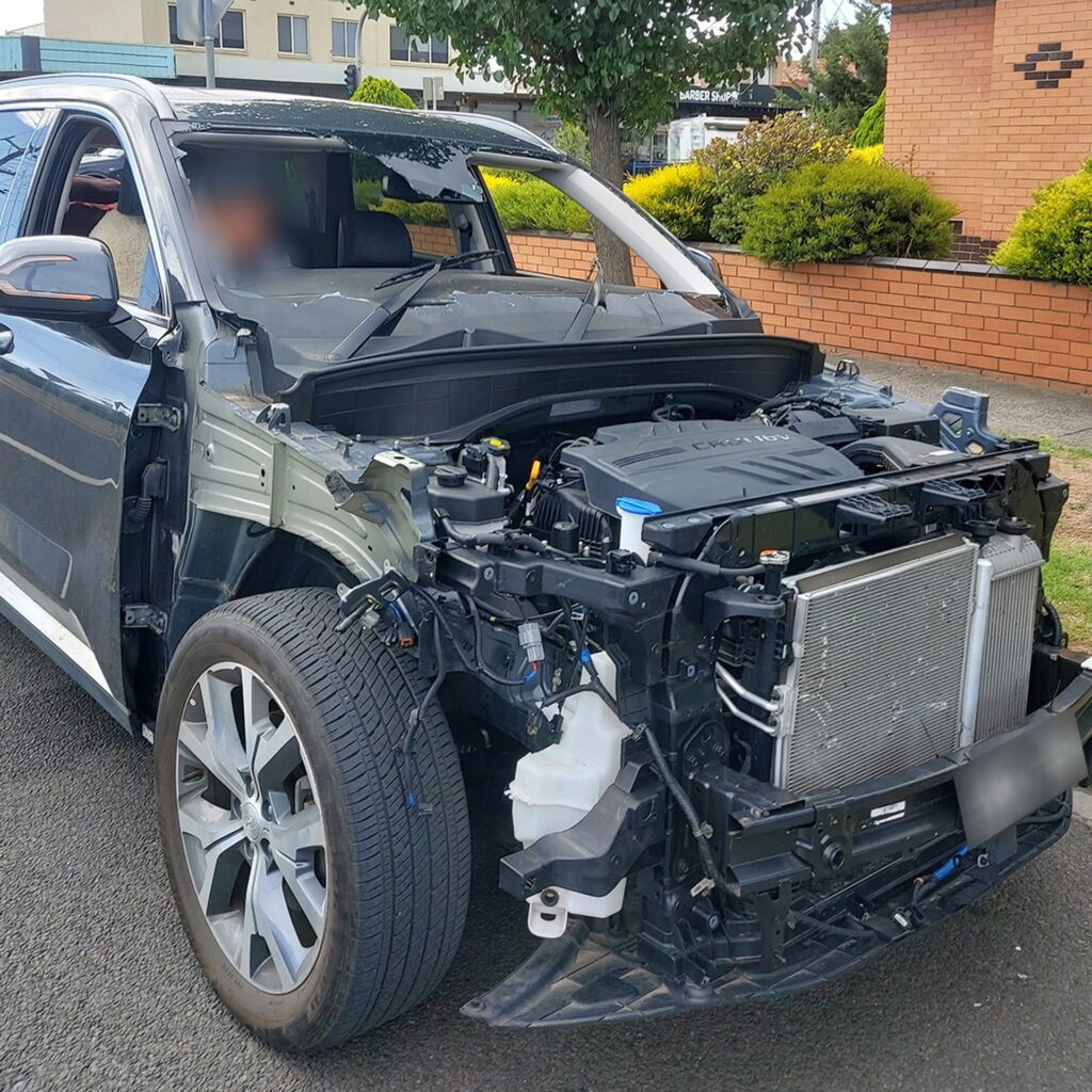 Exposed And Unapologetic Hyundai Palisade Driving Without Body Panels Fined  By Police | Carscoops