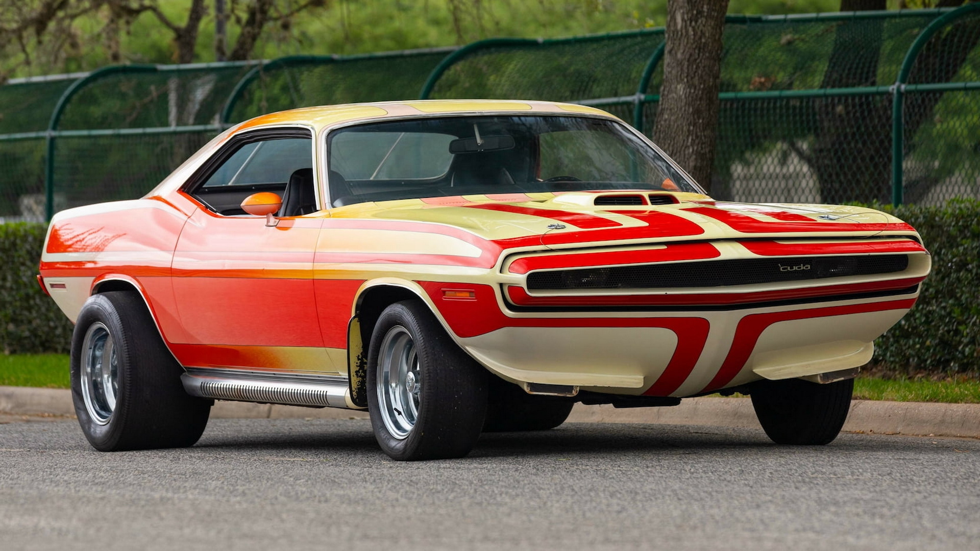 Машина Plymouth Hemi CUDA