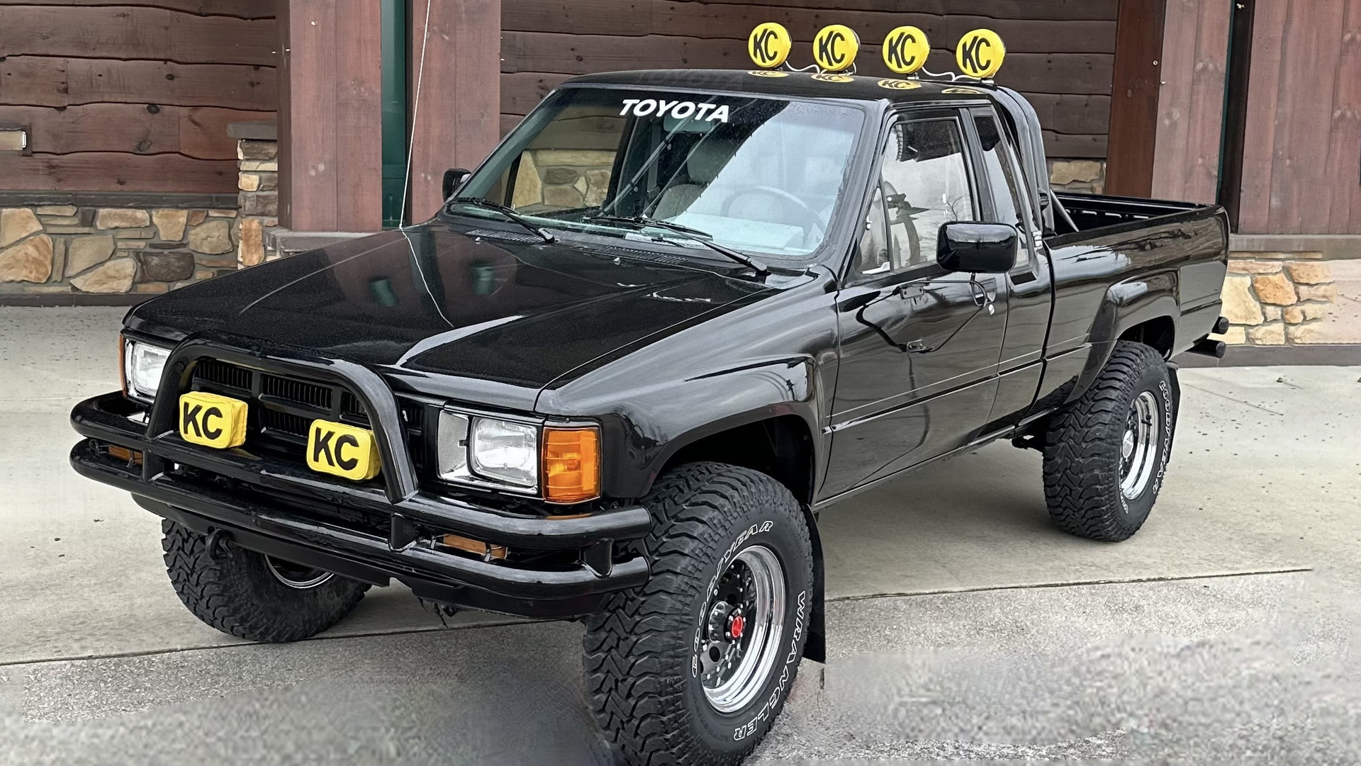 1983 Toyota Pickup sr5