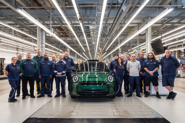 One Millionth MINI 2-Door To Leave Factory Is An Electric Model | Carscoops