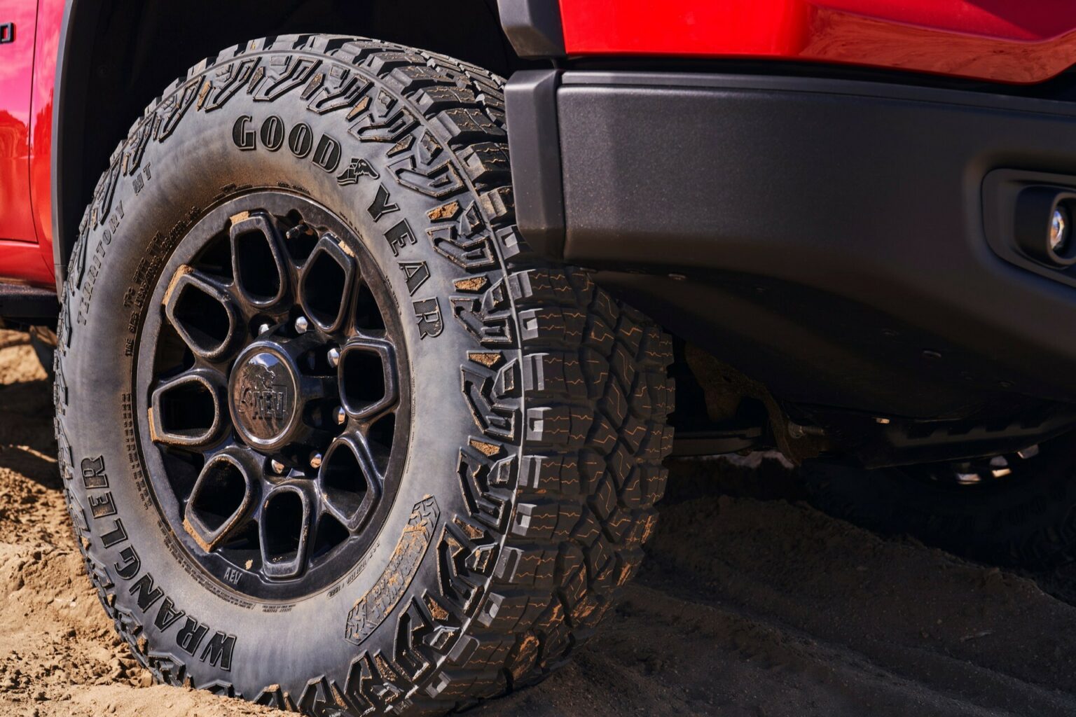 2024 Chevrolet Silverado HD ZR2 Debuts With Massive 35Inch Tires To