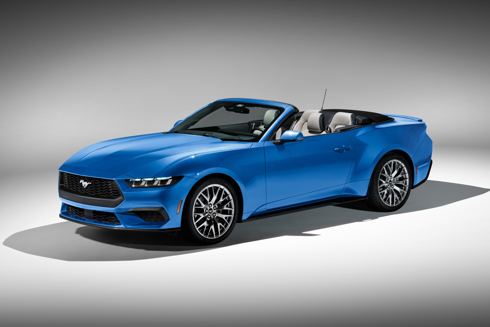 Here S Every 2024 Mustang Color Option Which Would You Pick Carscoops   2024 Ford Mustang Grabber Blue 