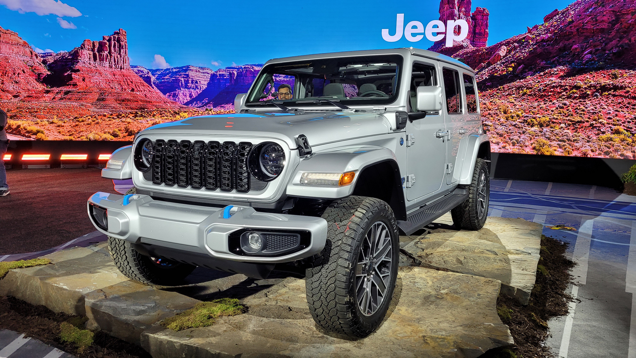 2024 Wrangler Redesigned Gabbey Fernanda