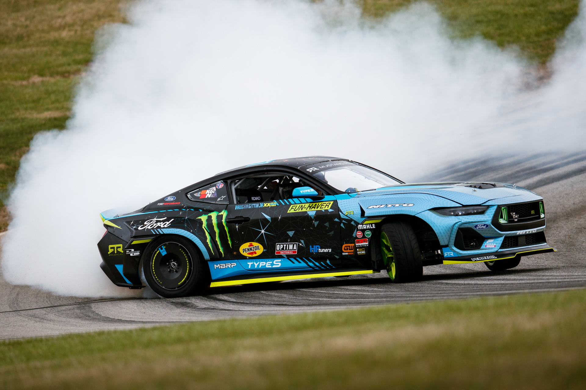 Ford Unveils 1 300 Hp Mustang Rtr Spec 5 Fd Drift Monster Highlights Electronic Drift Brake