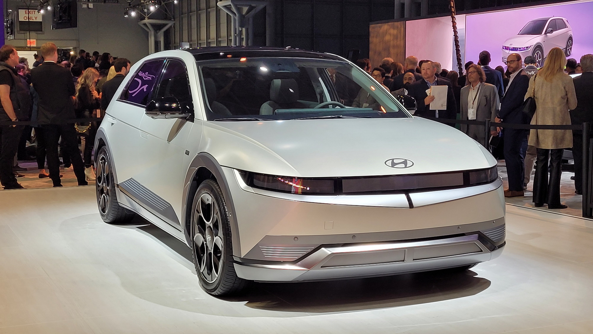 Hyundai Ioniq 5 Disney100 Platinum Concept Has Mickey Mouse Wheels And ...