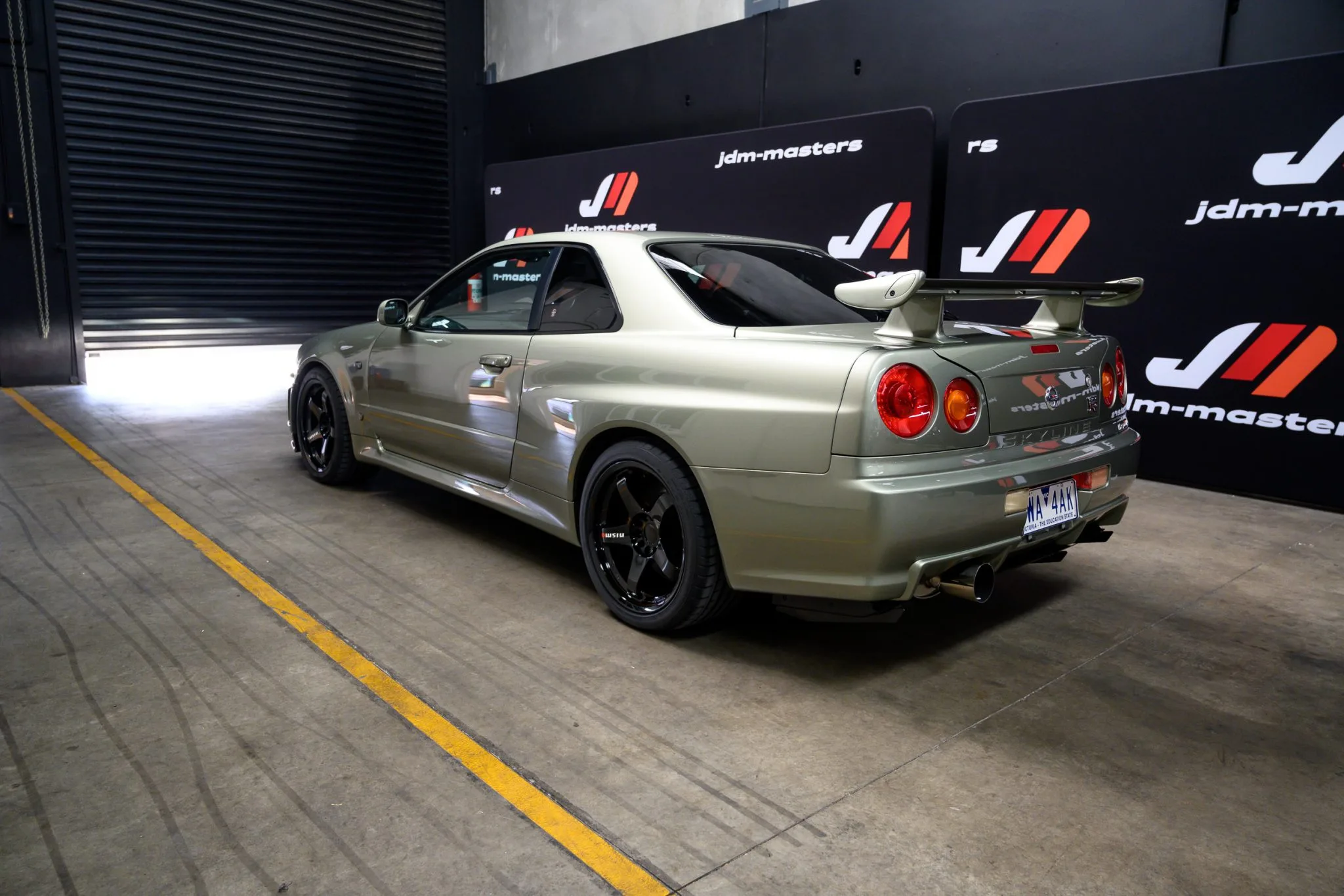 Nissan Skyline r33 Форсаж