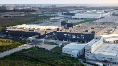 Tesla Cut Bonuses For Chinese Workers After Fatal Welding Accident ...