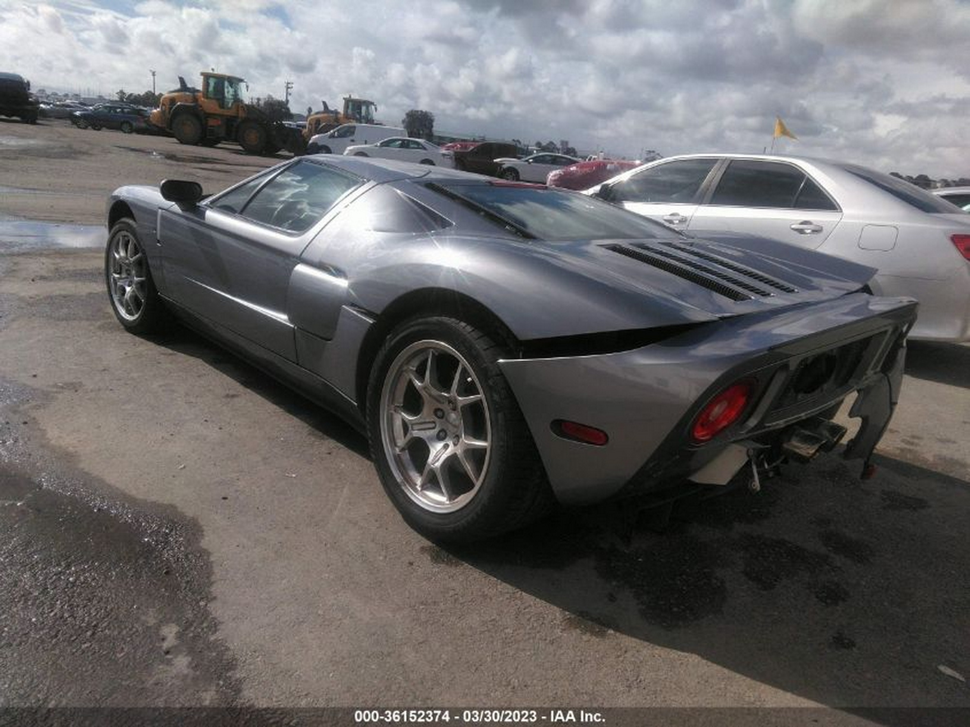 Wrecked 2006 Ford GT For Sale: A Project For Brave Buyers Or Lost Cause ...