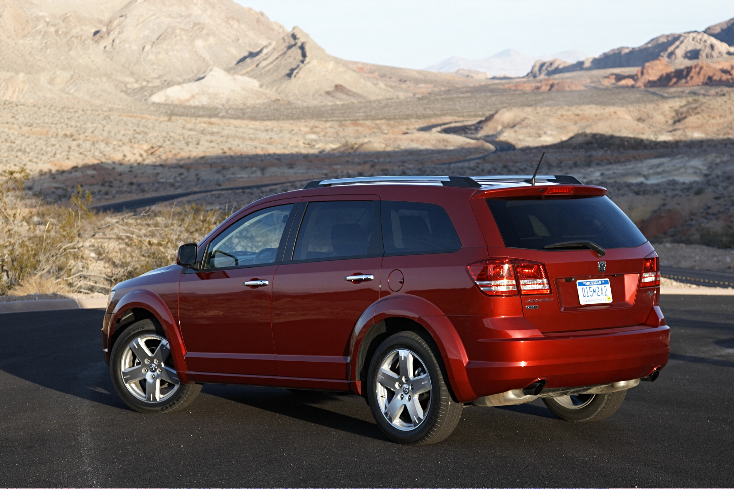 Машина dodge Journey