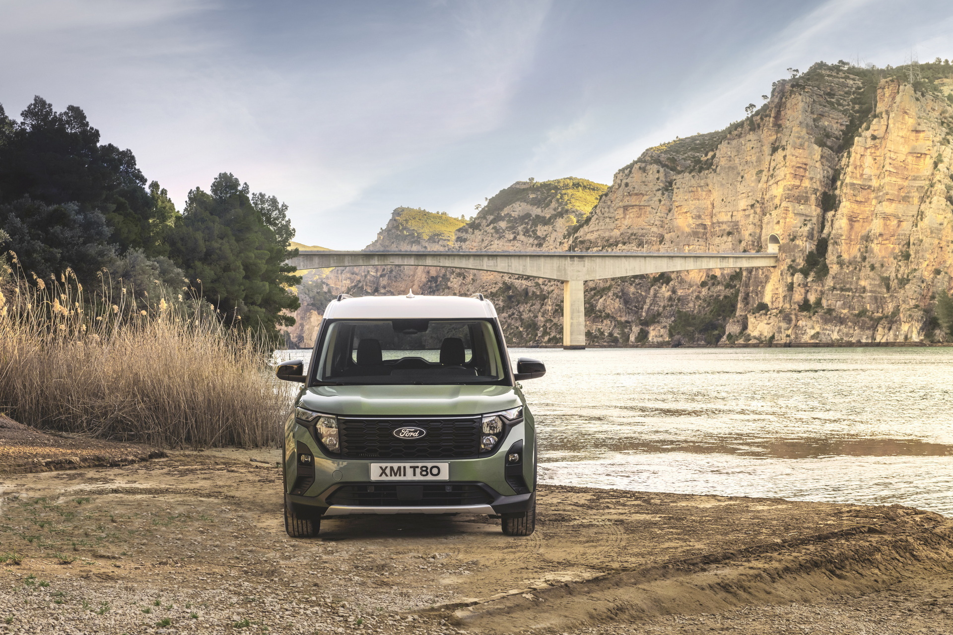 New Ford Tourneo Courier Debuts With Rugged Active Trim Ice And Ev