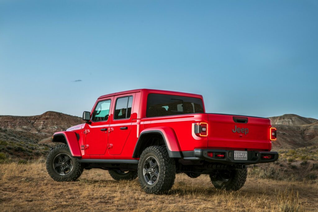  781,000 Jeeps Caught Up In NHTSA Investigation Over Underhood Fires